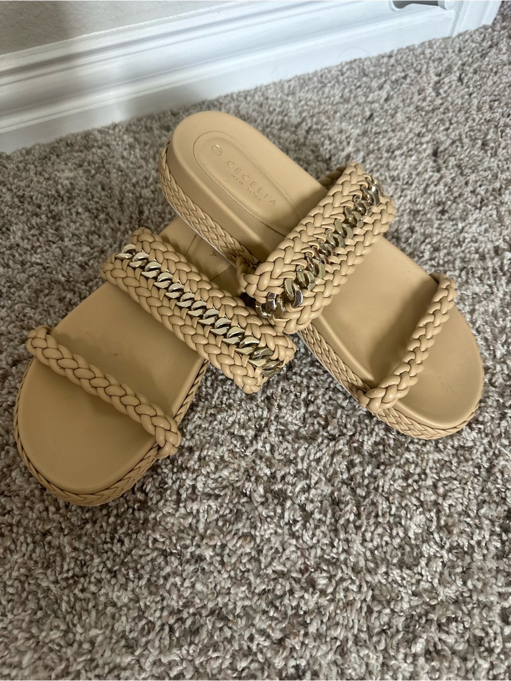 Cecelia New York Penny Braided Slide Sandals Nude Gold Chain Platform Size 7.5